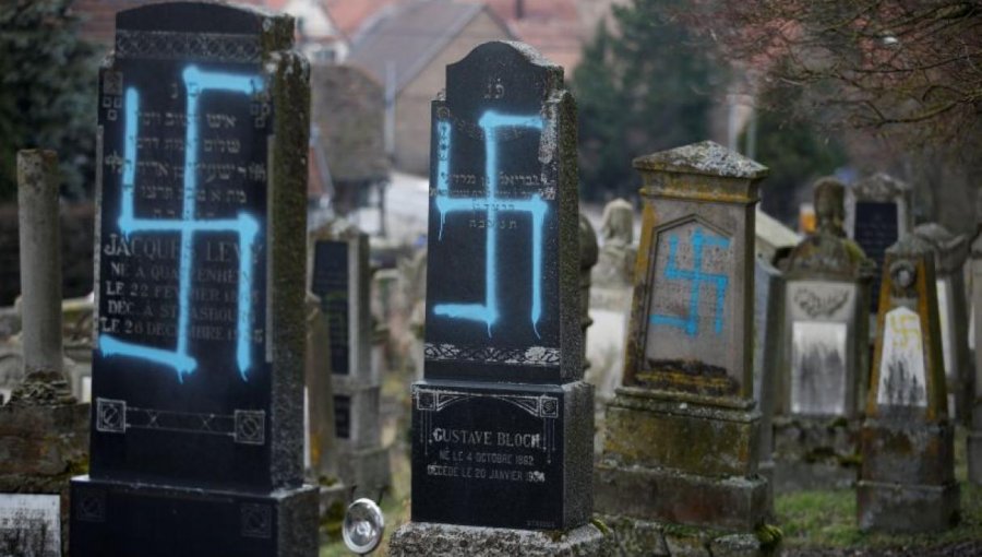 Grupo neonazi profanó cerca de 80 tumbas de un cementerio judío de Francia