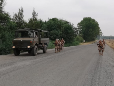 La Araucanía: 12 lesionados deja volcamiento de patrulla militar en Victoria