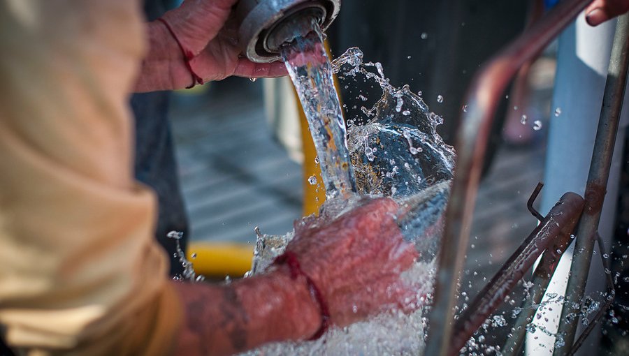 Familias de Chiloé y alrededores dependen de camiones aljibes para tener agua