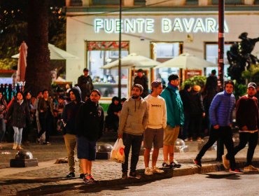 Tras fallo de la Corte: Movimiento Valpo Seguro pidió regularizar a ambulantes de plaza Aníbal Pinto