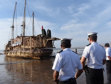 Viracocha III: Barco hecho de juncos está a detalles de zarpar de Arica a Australia