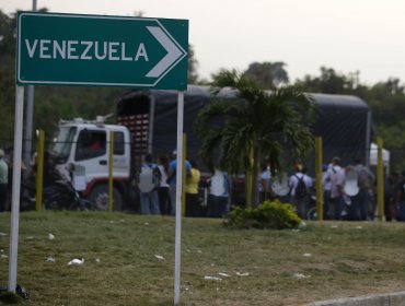 Ayuda humanitaria comienza a entrar a Venezuela desde Brasil: Choques en frontera con Colombia