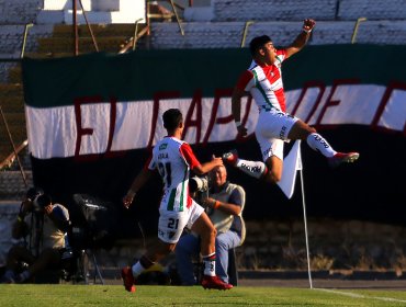 Palestino demolió a Huachipato y suma sus primeros puntos en el Campeonato