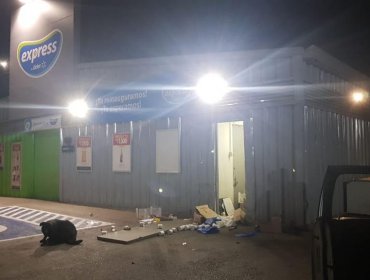 Cuatro delincuentes intentaron robar caja fuerte en supermercado de Quilpué