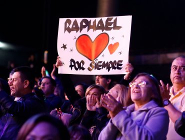 Las mejores imágenes de la reacción del "Monstruo" al show de Raphael