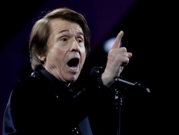 Raphael encantó al público de la Quinta Vergara con su show sinfónico