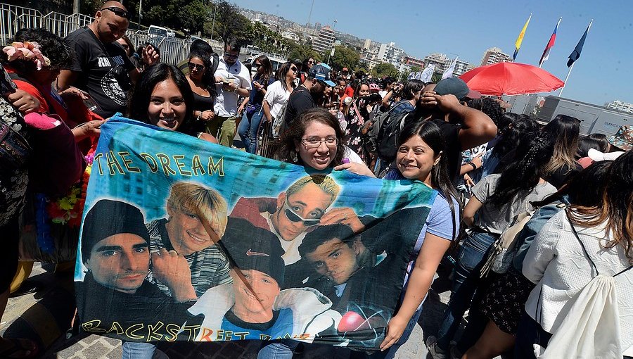 Fotos: Fanáticas de los Backstreet Boys desataron la locura en Viña del Mar