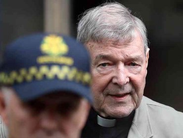 Ex asesor del Papa Francisco, cardenal George Pell, pasó su primera noche privado de libertad