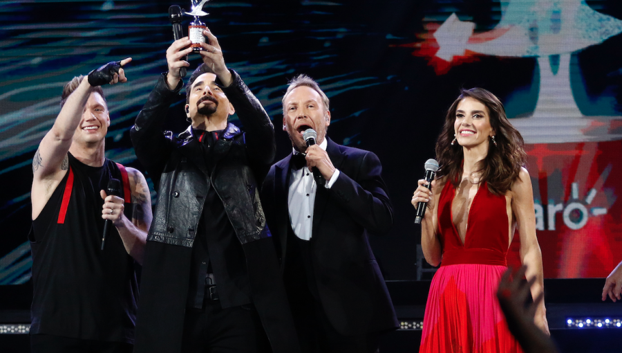 Tuiteros destrozaron el inglés de los animadores de Viña 2019