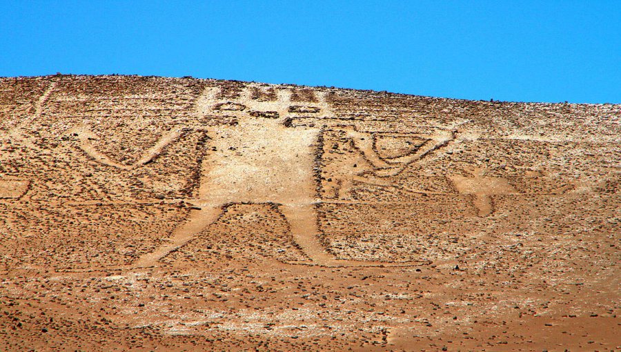 Solicitan tres años de cárcel para turistas que dañaron el "Gigante de Tarapacá"