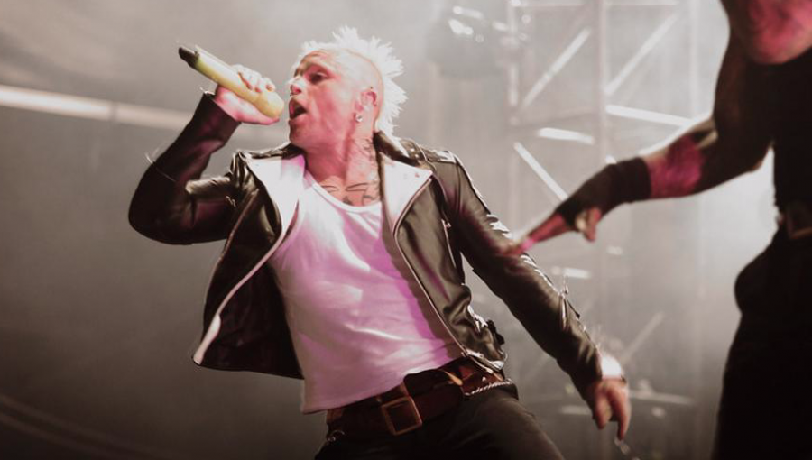 Keith Flint, cantante de Prodigy, fue encontrado muerto en su domicilio en Inglaterra