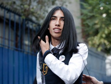 Adolescente trans inició su año escolar en el Liceo 1 llamando a que su caso se replique en todos los colegios