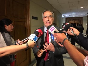 Senador Chahuán propone plan integral para revertir deuda hospitalaria en Salud