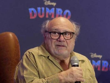 Actor Danny DeVito sufrió fuerte caída en la presentación de "Dumbo"