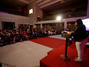 Congreso conmemoró en conjunto el Día Internacional de la Mujer