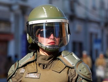 Por primera vez, mujer carabinero estará a cargo de seguridad en marcha del 8M