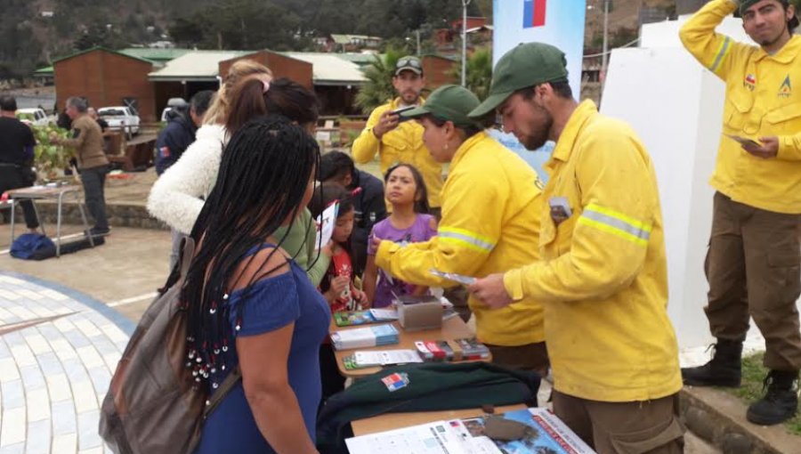 Crean primera brigada de prevención y combate de incendios en Juan Fernández