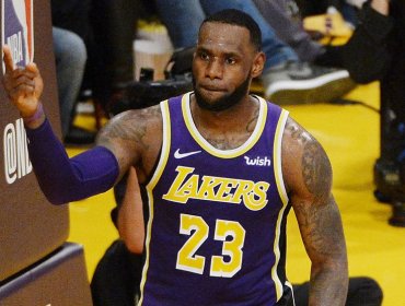 LeBron James hizo historia en la NBA batiendo récord de Michael Jordan