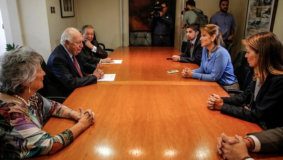 Ex presidente Lagos valoró postura del Gobierno ante crisis en Venezuela