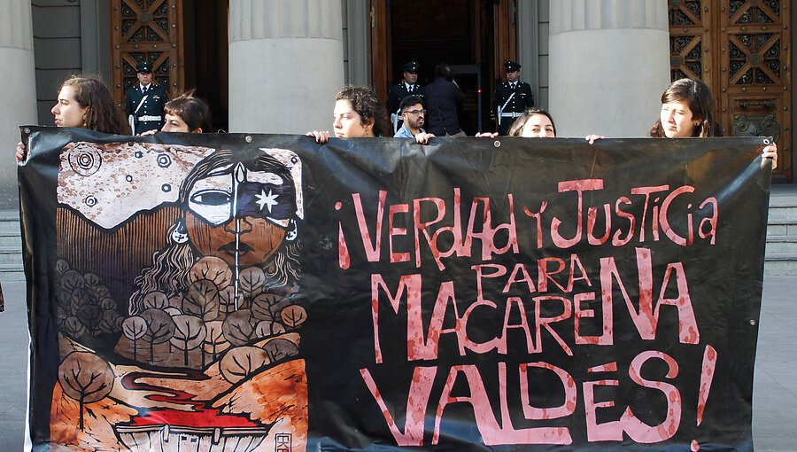 Feministas y ambientalistas pidieron reabrir la investigación por la muerte de Macarena Valdés