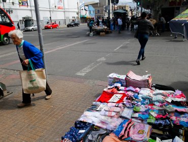 Municipio de Valparaíso busca que ambulantes puedan pasar a ser comerciantes formales