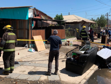 Incendio en Limache afectó a tres viviendas y dejó a 10 personas damnificadas