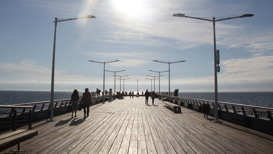 Este viernes comenzará a regir horario de invierno en el muelle Vergara de Viña del Mar