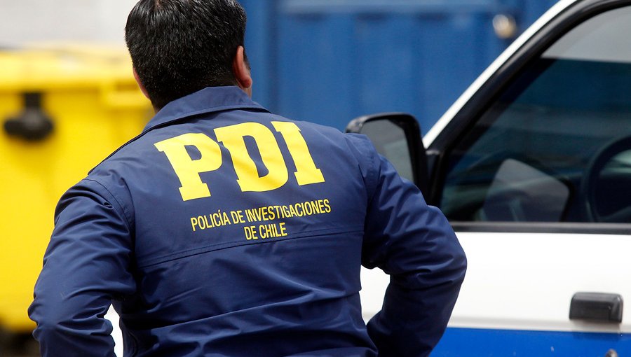 Hombre de 72 años encaró a delincuentes y frustró robo en su casa de Las Condes: resultó lesionado
