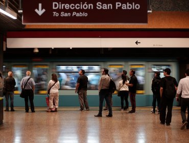 Explosivo simulado mantuvo con servicio parcial al Metro y generó el caos en Santiago