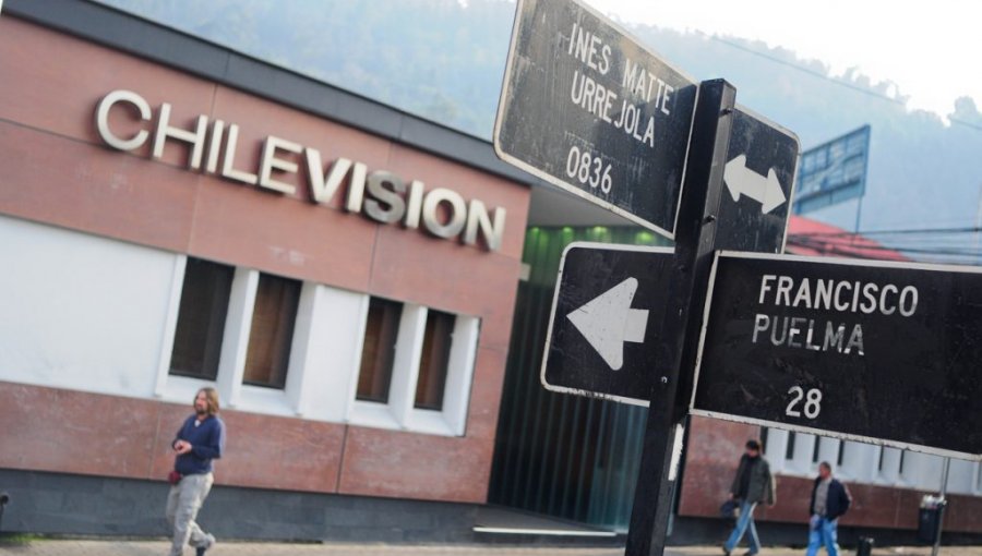 Nueva ola de despidos en Chilevisión y CDF, señales del grupo Turner