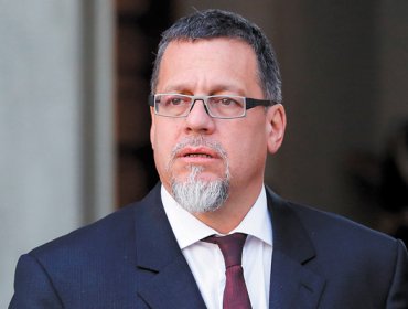 Senador Lagos Weber cree que control preventivo es ineficaz y discriminatorio