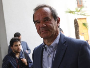 Allamand asegura que proyecto de control preventivo de identidad "no va a pasar del Congreso”