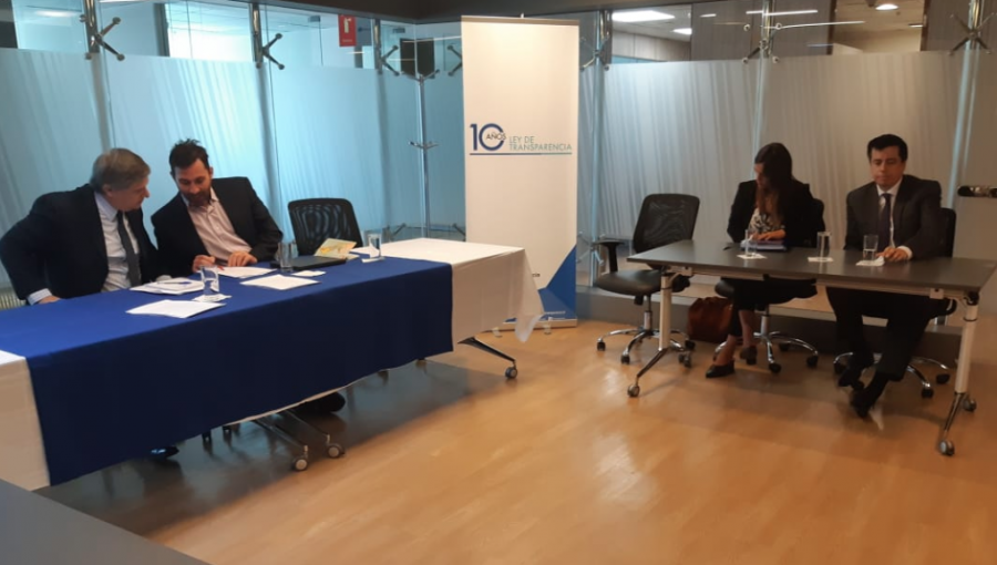 Diputado Celis reiteró su llamado a que TVN publique sueldo de sus directivos y rostros