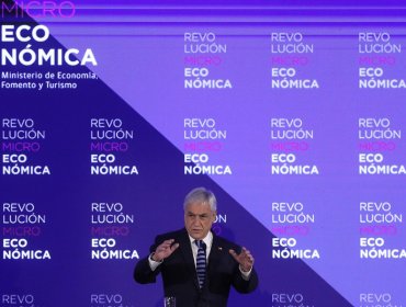 Presidente Piñera vuelve a criticar al gobierno de Bachelet en materia económica