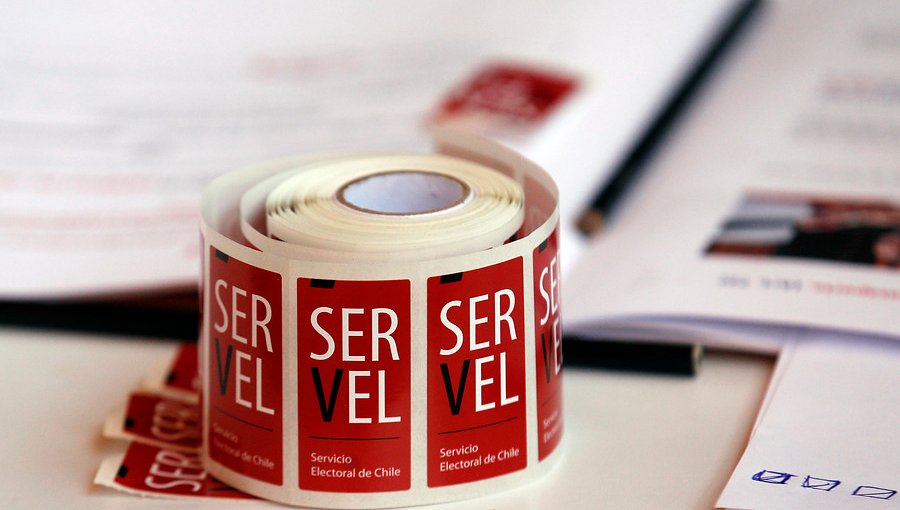 Servel denunció al jefe de Estudio de Fonasa por financiamiento ilegal de campaña
