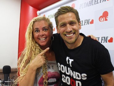 Teñida monumental: Rafa Araneda debió pagar apuesta tras triunfo de la UC ante Colo-Colo