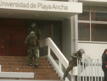 Con 20 detenidos terminó el desalojo de la toma en la Universidad de Playa Ancha