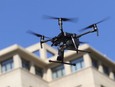 Ministro Chadwick prevé que en 2020 todas las regiones cuenten con drones para vigilancia