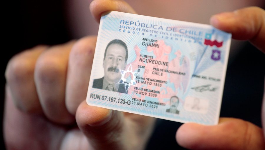 Anuncian extensión de la vida útil del pasaporte y la cédula de identidad