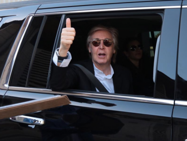 Paul McCartney ya está en Chile para el show de este miércoles