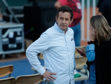 Ex ministro José de Gregorio y su esposa sufrieron un violento 'portonazo' en Vitacura
