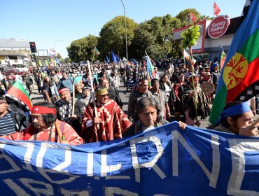 Carabineros disolvió marcha de comunidades mapuche en Temuco