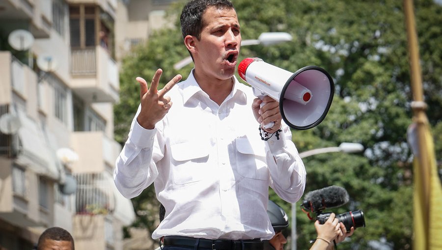 Juan Guaidó denunció que parte de su equipo fue secuestrado por uniformados chavistas