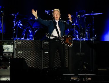 Paul McCartney deleitó a 50 mil personas en el Estadio Nacional