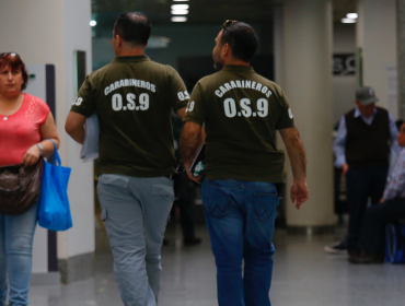 Detuvieron a delincuentes que robaron y amenazaron a guardias de supermercado en Valparaíso