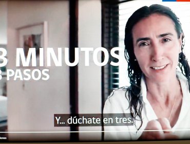 Día Mundial del Agua: Ministra Schmidt llamó a ducharse en sólo tres minutos