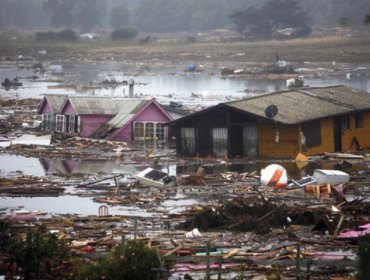 Fisco debe pagar $105 millones a familiares de fallecida en el tsunami de 2010