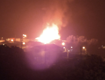 Adulto mayor falleció en incendio que consumió dos viviendas en el cerro Playa Ancha