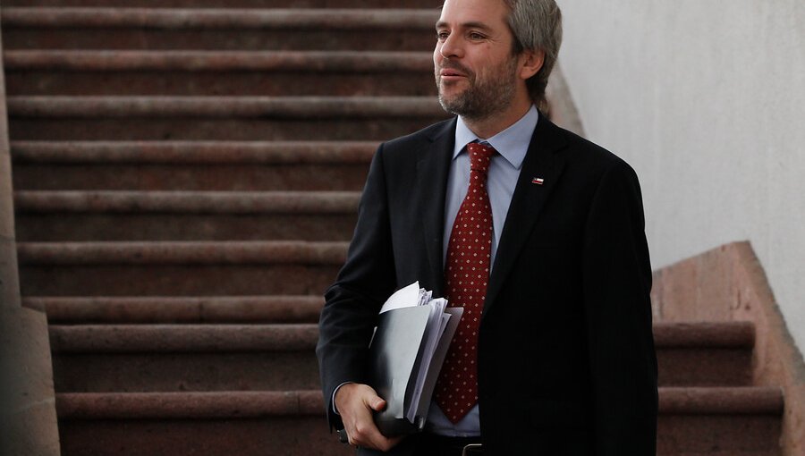 Gobierno y negativa del Partido Comunista a reunirse con el presidente Piñera: "Es lamentable"