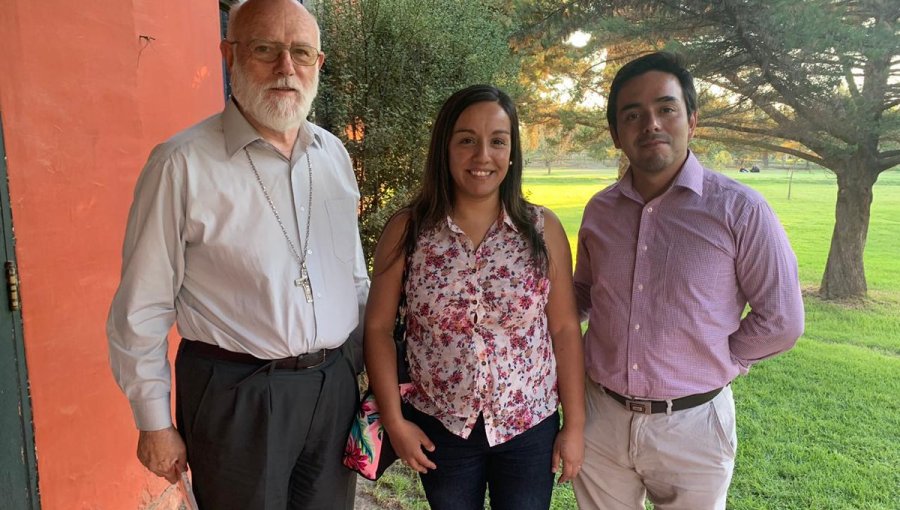 Nuevo arzobispo de Santiago, Celestino Aós, se reunió con persona agredida por diácono